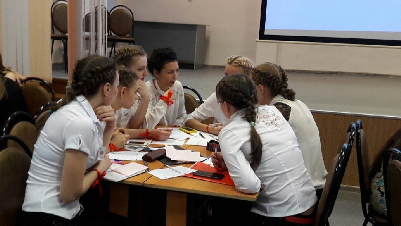 Состоялся очередной творческий конкурс будущих учителей математики и информатики